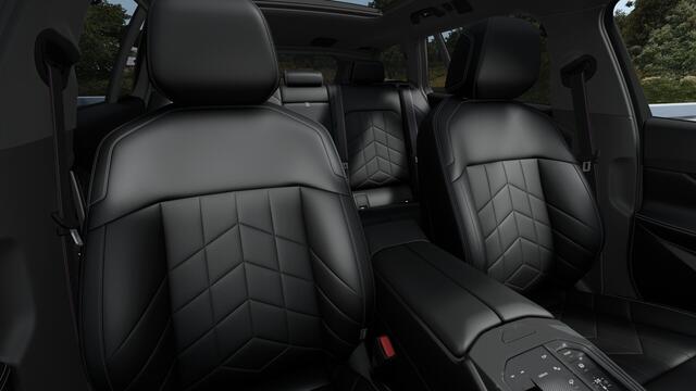 BMW 5-SERIE Touring 530e M Sport Automaat / Panoramadak / Trekhaak / Bowers & Wilkins / Adaptieve LED / Parking Assistant Plus / Stoelventilatie / Comfortstoelen