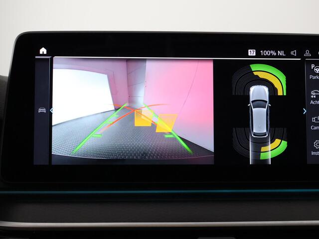 BMW 5-SERIE Touring 530e Business Edition Plus M-Pakket | Stoelverwarming | Harman Kardon | Panoramadak |