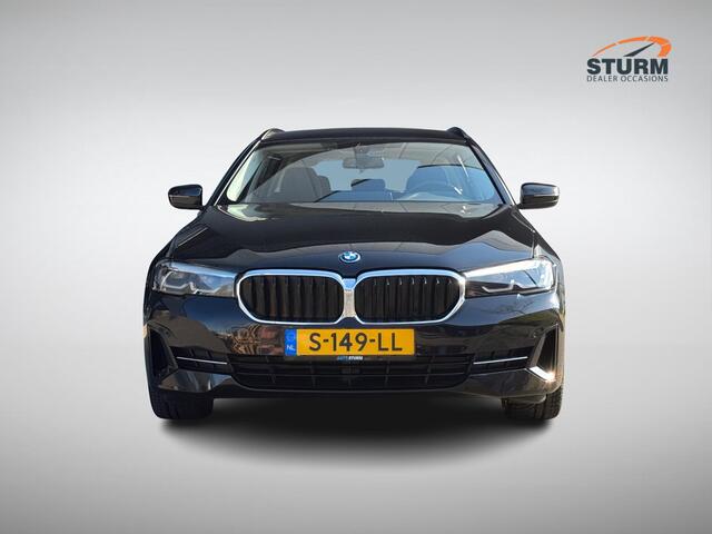 BMW 5-SERIE Touring 530e xDrive Business Edition Plus SoH 98% NL-Auto!