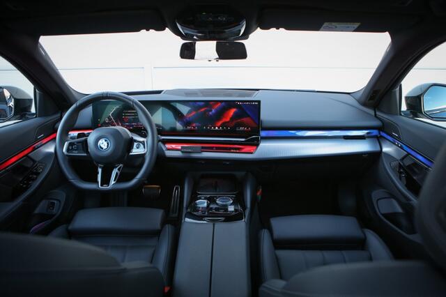 BMW 5-SERIE Touring 530e M Sport Edition