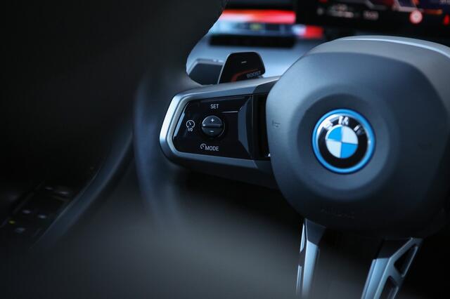 BMW 5-SERIE Touring 530e M Sport Edition