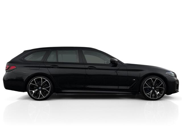 BMW 5-SERIE Touring 530i High Executive ? Laser ? Pano ? 360Cam