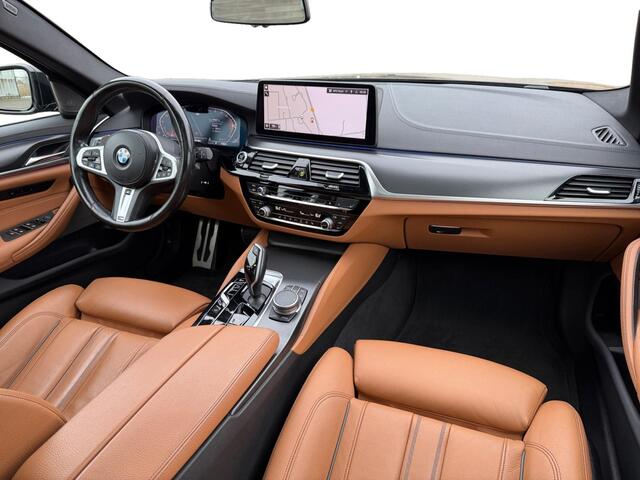 BMW 5-SERIE Touring 530i High Executive ? Laser ? Pano ? 360Cam