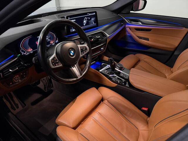 BMW 5-SERIE Touring 530i High Executive ? Laser ? Pano ? 360Cam