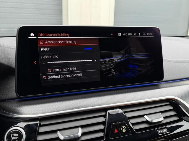 BMW 5-SERIE Touring 530i High Executive ? Laser ? Pano ? 360Cam