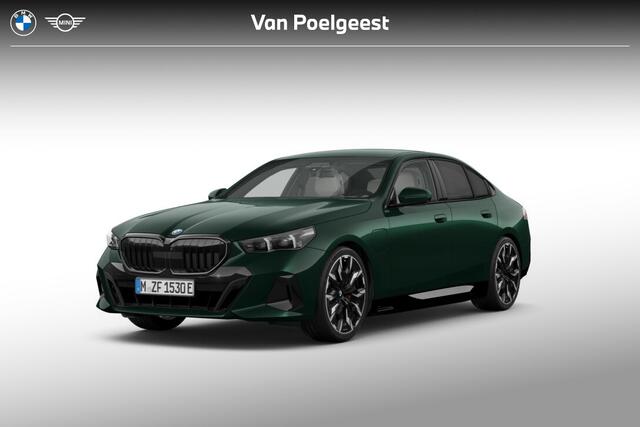 BMW 5-SERIE Sedan 530e M Sport Edition | M Sportpakket Pro | Innovation Pack | Comfort Pack | Trekhaak