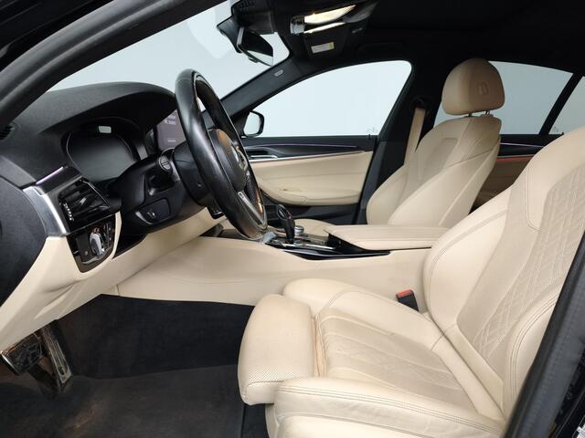 BMW 5-SERIE 545e xDrive High Executive | Harman / Kardon | Panoramadak | Stoelverwarming |