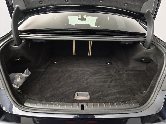 BMW 5-SERIE 545e xDrive High Executive | Harman / Kardon | Panoramadak | Stoelverwarming |