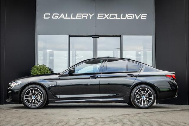 BMW 5-SERIE 530e - M Sport | Panorama | Stoelkoeling | ACC