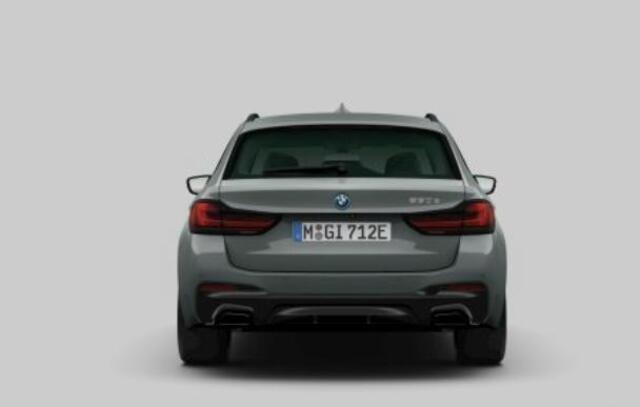 BMW 5-SERIE Touring 530e M Sport - Panoramadak - Driving Assistant Professional - Head up - Hifi - BMW Laserlight - Getinte Ruiten - Sportstoelen - Elektrisch verwarmde voorstoelen - Comfort Access -