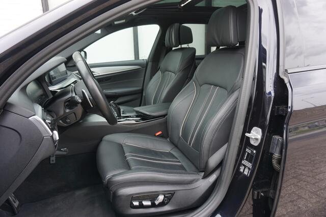 BMW 5-SERIE Touring 530i High Exec Dealerauto | M-Pakket | Panorama | Carplay | HUD |