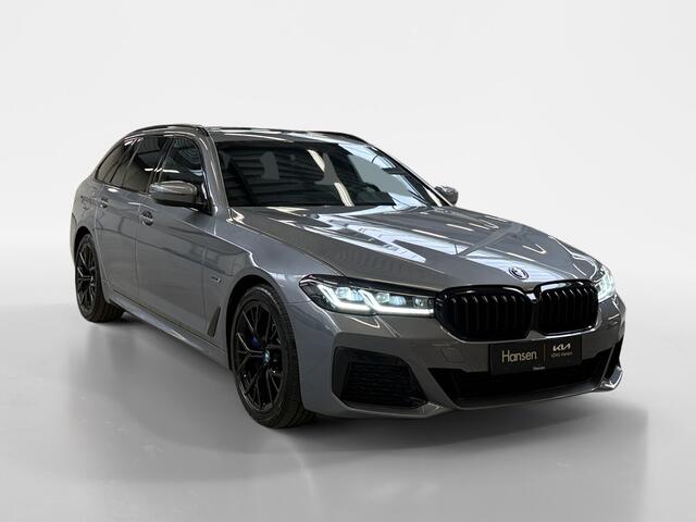 BMW 5-SERIE Touring 530e High Executive I M-Sport I Panoramadak I Shadowline I Leder I Camera