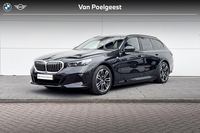 BMW 5-SERIE Touring 530e M Sport Edition | Driving Assistant Professional | Trekhaak | Innovation Pack