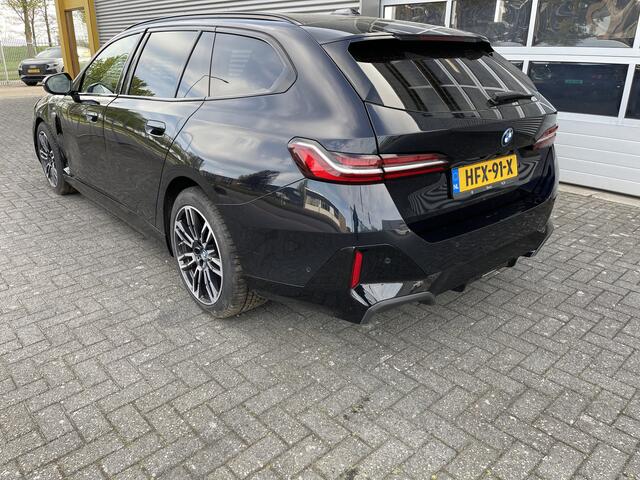BMW 5-SERIE Touring 530e M Sport Edition