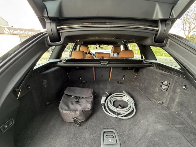 BMW 5-SERIE Touring 530e Aut. M-Sport Plus | BMW Laser | Trekhaak | Camera |