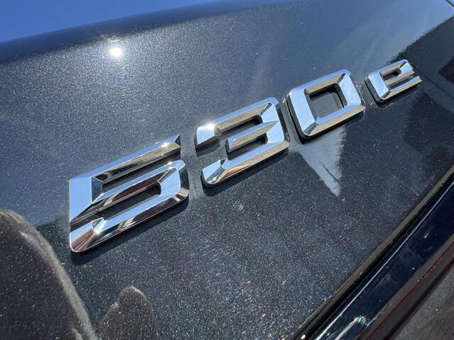 BMW 5-SERIE Touring 530e xDrive Business Edition Plus Pano/Leder/Camera/58dkm...