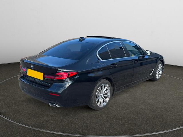 BMW 5-SERIE 520i Business Edition Plus Schuifdak, Laser Light, Nappa Leder Interieur, Full Memory