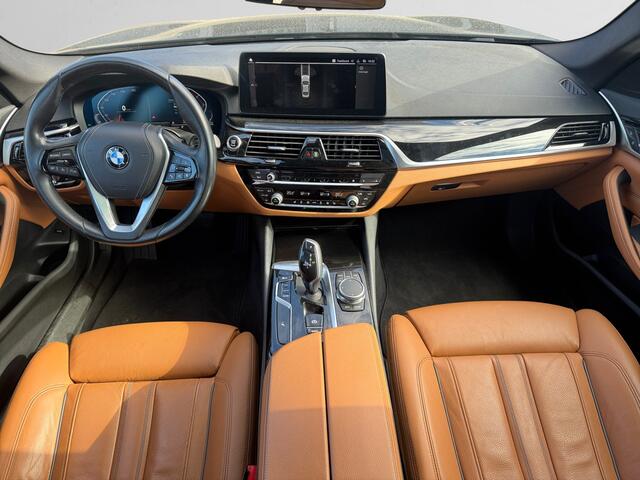 BMW 5-SERIE 520i Business Edition Plus Schuifdak, Laser Light, Nappa Leder Interieur, Full Memory
