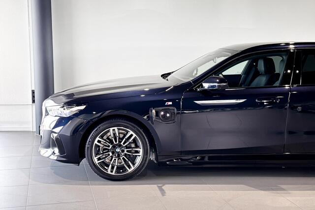 BMW 5-SERIE Touring 530e M Sport Edition | Harman Kardon | Stoelventilatie | Comfort Access | Trekhaak |