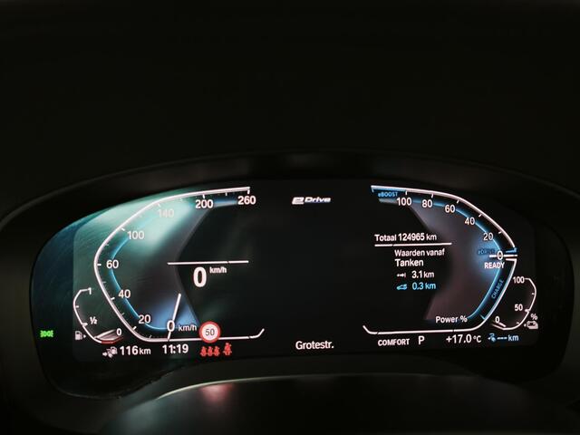 BMW 5-SERIE 530e iPerformance High Executive Automaat | Lederen bekleding | Achterruitrij Camera | Stoelverwarming