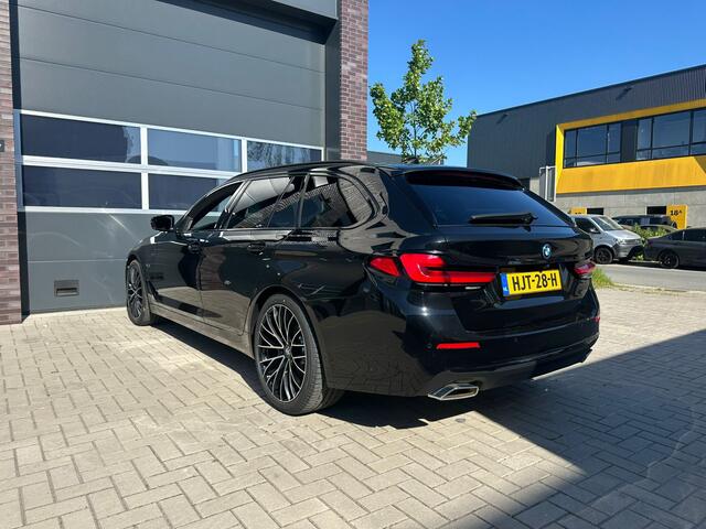 BMW 5-SERIE Touring 530e xDrive Business Edition Plus Headup/Laser/Harman-Kardon/Leder/Cam