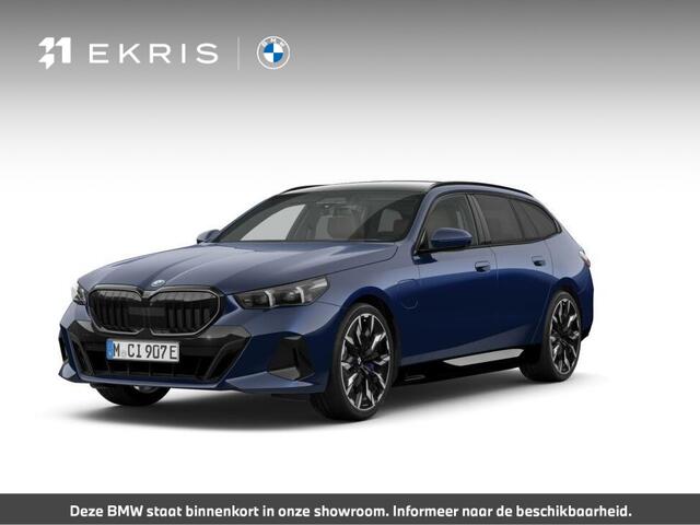 BMW 5-SERIE Touring 550e xDrive M Sportpakket Pro | Innovation Pack | Comfort Pack | Travel Pack