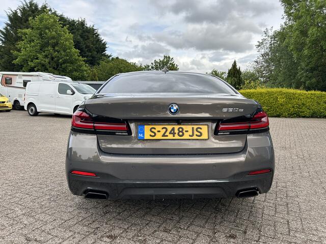 BMW 5-SERIE 530e Business Edition Plus M-Sport Head-Up