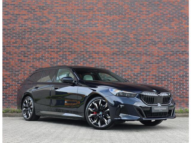 BMW 5-SERIE 550e Touring xDrive | Pano - Trekhaak - HUD