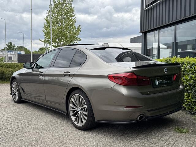 BMW 5-SERIE 530i High Executive Luxury Line Full Options Maxton Design NL Auto!