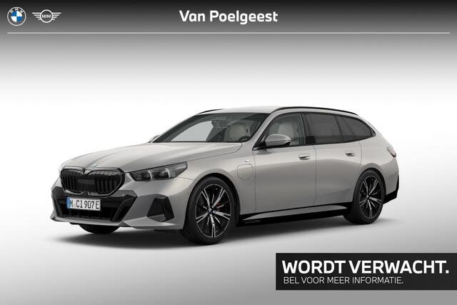 BMW 5-SERIE Touring 530e M Sportpakket Pro Comfort Pack Aut. - Verwacht: Mei 2026