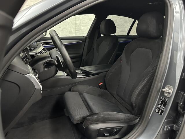 BMW 5-SERIE 530i M-Sport | Head-Up | 20 Inch | Display-Key | Camera | Navi-Prof | Full-LED | Sfeerverlichting | Getint Glas | Shadow-Line | Dodehoek | Sportremmen | Draadloos Laden |