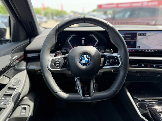 BMW 5-SERIE Touring 530e M Sport LED Harman-Kardon Sound Head-Up Display Carplay