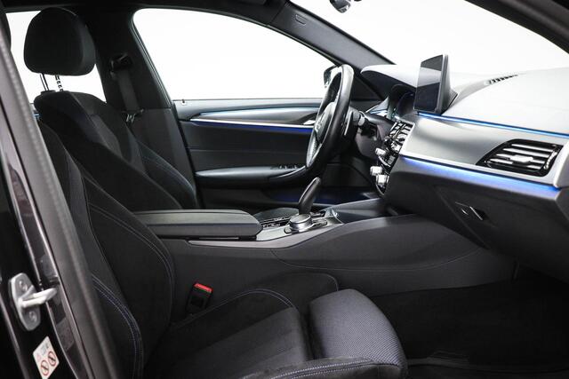 BMW 5-SERIE 530e xDrive M-Sport | SOH 90% | STUURVERWARMING | DAB | APPLE | CAMERA | TREKHAAK