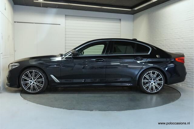 BMW 5-SERIE 520i High Exec M-Pakket | Carplay | Dealerauto | Live Cockpit