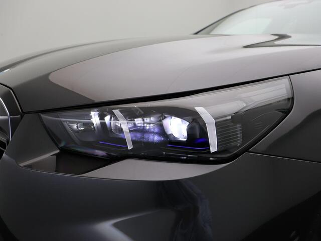 BMW 5-SERIE Touring M5 Comfort Pack | Trekhaak | Panoramadak | Driving Assistant Professional | Bowers & Wilkins | M Driver's Pack