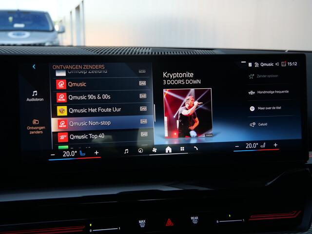 BMW 5-SERIE 520i 208 Pk Automaat M-pakket / Leer / Navi / DAB / Apple Carplay / Stoelkoeling