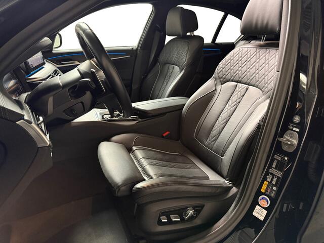 BMW 5-SERIE 545e xDrive Business Edition Plus I M-Sport I Schuifdak I Laser I Integral Active Steering I Comfortstoelen I Massage