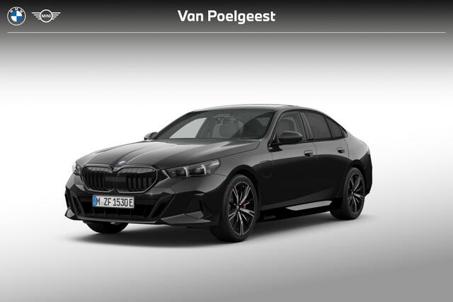 BMW 5-SERIE Sedan 550e xDrive | M Sportpakket Pro | Innovation Pack | Travel Pack | Comfort Pack | Trekhaak