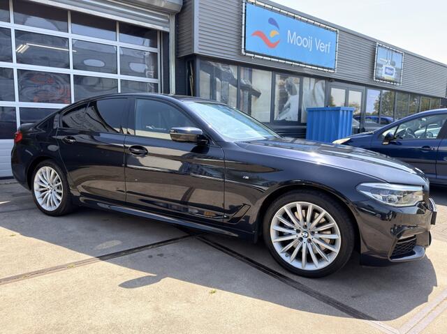 BMW 5-SERIE 530e iPerf M-pakket Schuifdak 360*! Inruil mogelijk!