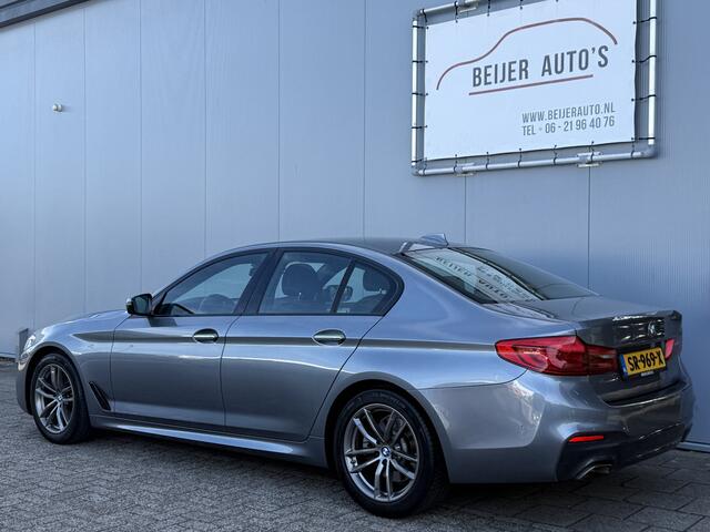 BMW 5-SERIE 520i Executive Automaat M-Pakket/Trekhaak/LED.