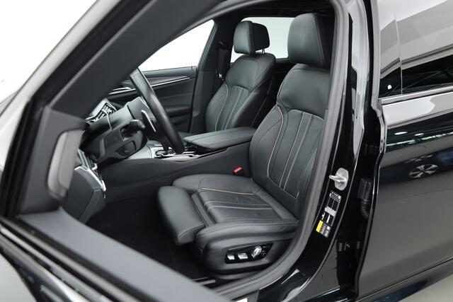 BMW 5-SERIE Touring 530e xDrive M Sport | Pano | HUD | Laser | Memory | Camera | Harman Kardon | Elek. Trekhaak | Leder | 19''