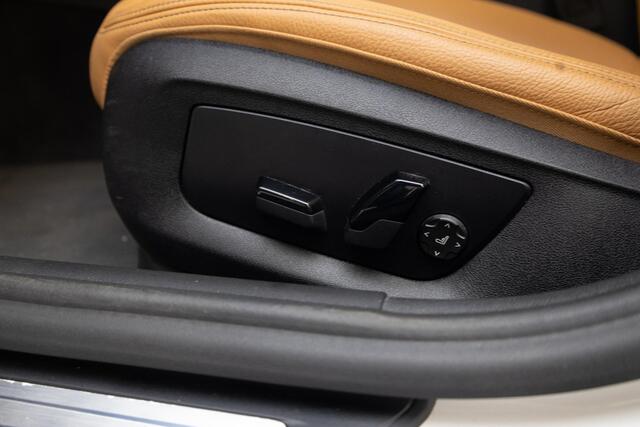 BMW 5-SERIE Touring 530e Executive | Driving Assistant | ACC | Head Up | Leder | SOH 92,2% |