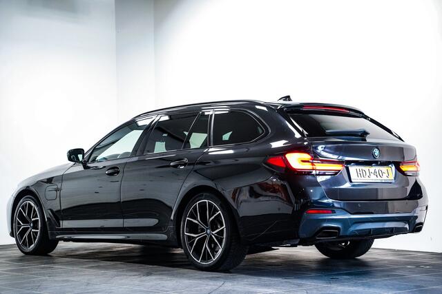 BMW 5-SERIE Touring 530e xDrive High Executive M Sport|Pano|Leder|Camera|Carplay