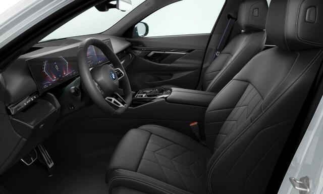 BMW 5-SERIE Touring 530e M Sport Edition M Sportpakket Pro | Comfort Pack | Innovation Pack | Travel Pack