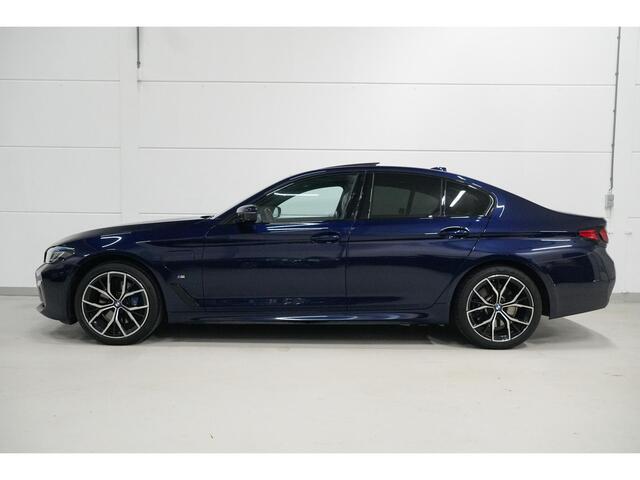 BMW 5-SERIE 530e xDrive M-Sport | Schuifdak | Nappa leder | CoPilot | Laser