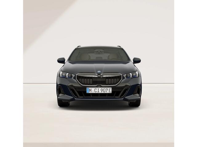 BMW 5-SERIE Touring 550e xDrive - M-Sport Pro - Pano - Bowers & Wilkins - NP 111.000