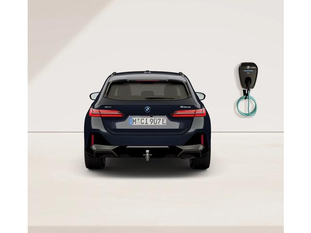 BMW 5-SERIE Touring 550e xDrive - M-Sport Pro - Pano - Bowers & Wilkins - NP 111.000