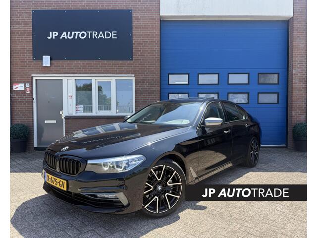 BMW 5-SERIE 530i High Executive | Pano | 19"LMV | Leer | Cam