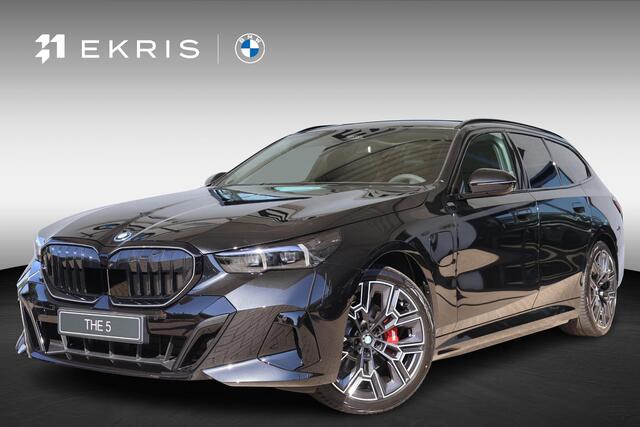 BMW 5-SERIE Touring 530e | M Sport Pro | Driving Assistant Plus | Bowers & Wilkins | Trekhaak | Innovation Pack | Glazen Panoramadak