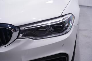 BMW 5-SERIE